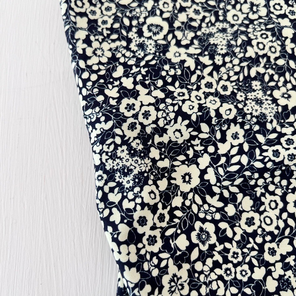 Everlane ReNew One Piece Swimsuit Navy Cream Floral Square Neck Large - Picture 4 of 7